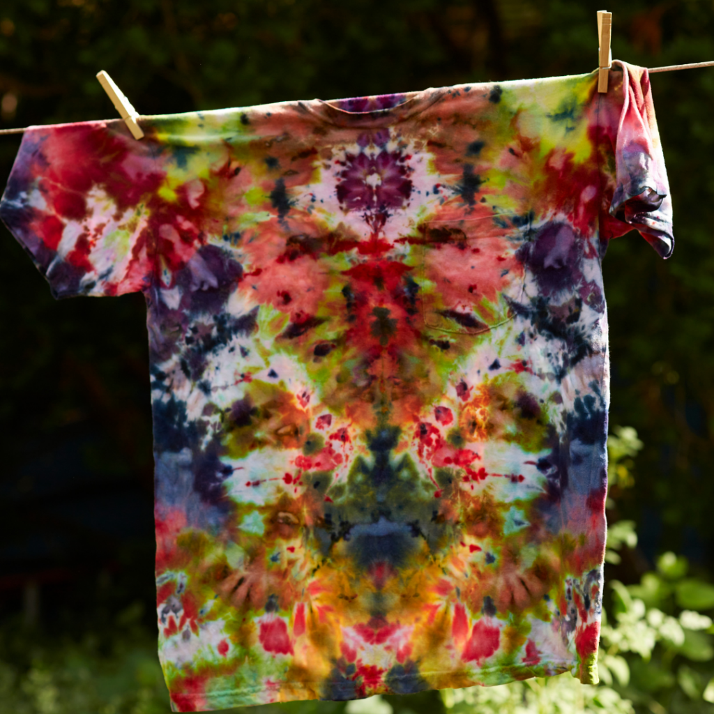 How to tiedye shirts at home easily T A L Ú