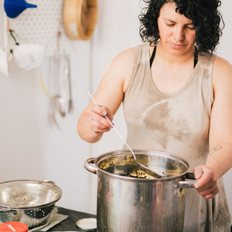 6 simple steps to dyeing clothes with coffee T A L Ú